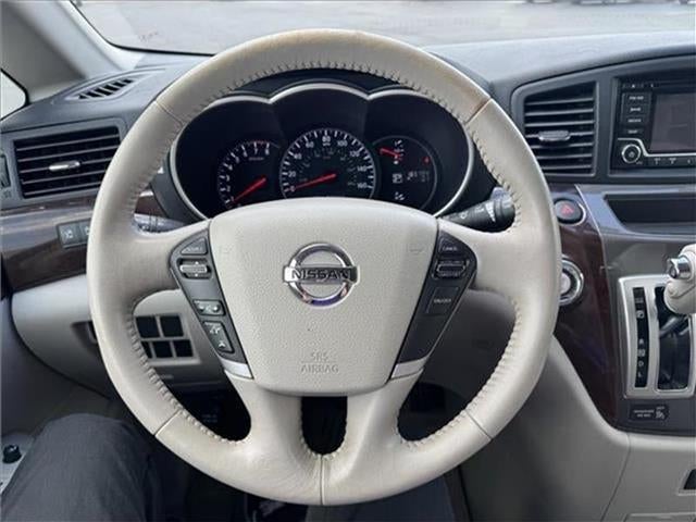 2017 Nissan Quest Base