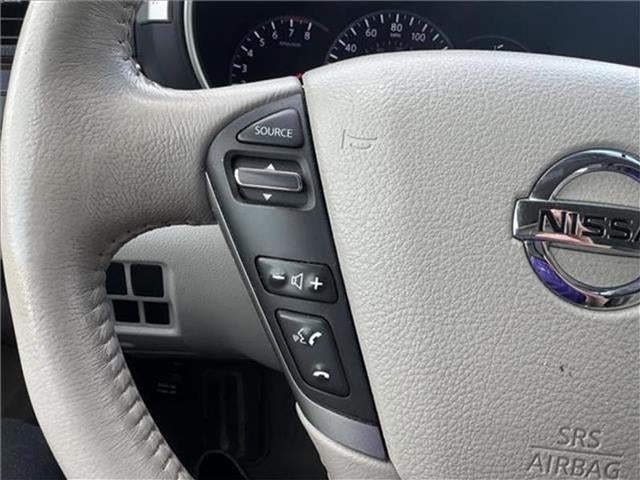 2017 Nissan Quest Base